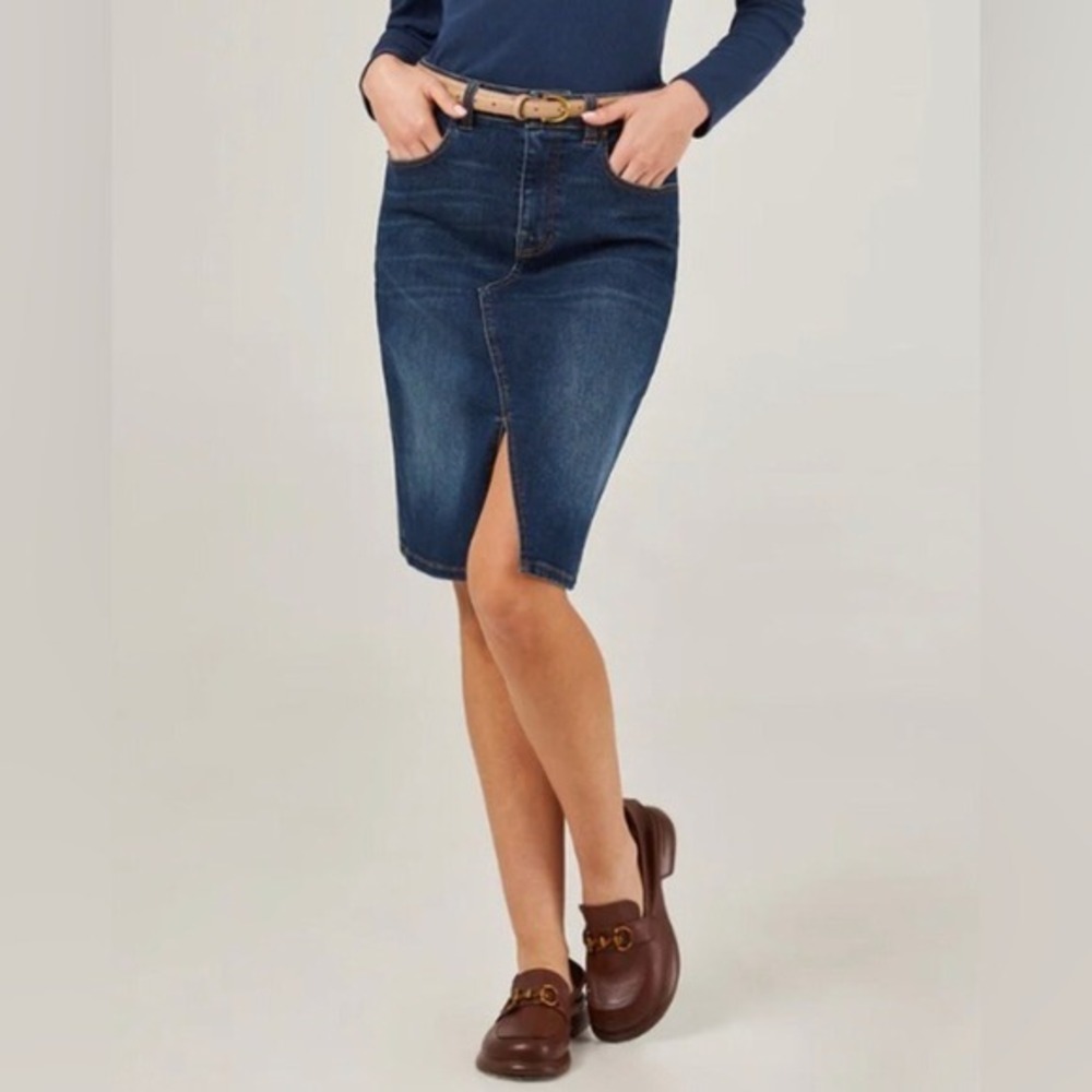 FRYE Women's 26 Knee‎ Length Front Slit Jean Skirt Contemporary Classic NEW